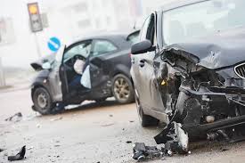 Pinswang 22 Jahrige Uber Sah Pkw Beim Abbiegen Funf Verletzte Regionews At Autounfall Unfall Todlicher Unfall
