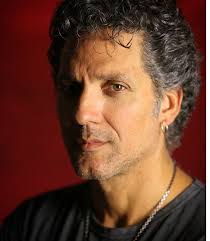 Beppe fiorello was born on march 12, 1969 in catania, sicily, italy as giuseppe fiorello. Chi E Giuseppe Fiorello