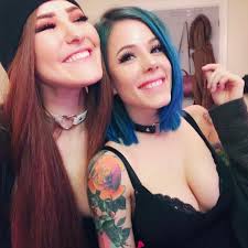 Carla Sheldon (@moiloth)