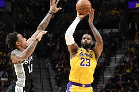 Делай ставки в букмекерской компании 1xbet на basketball. Spurs Hang With Lakers But Fall In The End Pounding The Rock