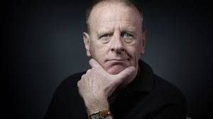 Tác giả 'Cửa hiệu tự sát' qua đời