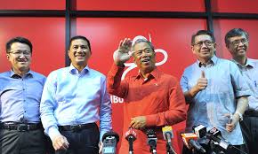 48 assemblypersons voted against him, while 10 voted for him. Malaysiakini Mengapa Harapan Pilih Ahmad Faizal Di Perak