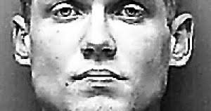 Fugitive felon remains at large