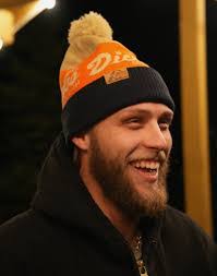 Shane Roeder's Instagram, Twitter & Facebook