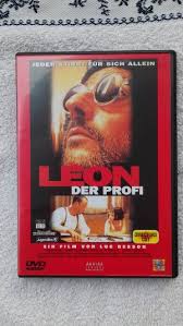 The professional is noteworthy as marking french helmer luc besson's first american production as well as showcasing the film. Leon Der Profi Luc Besson Film Gebraucht Kaufen A02muhad11zzs