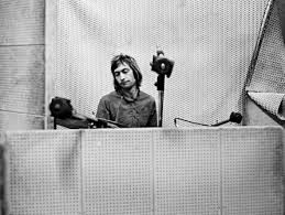 Tony chapman werd min of meer de vaste drummer, maar werd soms vervangen door onder anderen mick avory, tot hij begin 1963 definitief werd vervangen door charlie watts. Ffvhcplsaqhb8m