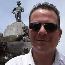 Brad Pitt says Lewis Hamilton 'really opened the doors' to making F1 The  Movie feel authentic 🎥 [F1 The Movie is in cinemas 25th June 2025]