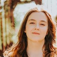 Ines Hood's Instagram, Twitter & Facebook