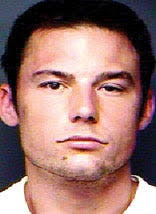 Oak Ridge officer chases, catches alleged purse snatcher