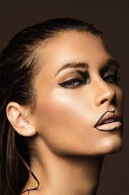 International Makeup Artist Elizabeth Lugo Interview