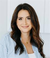 Stacey Daley's Instagram, Twitter & Facebook