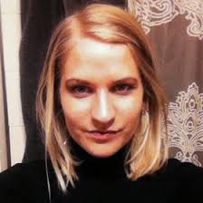 Ella Perry-Piniewski (ellaperiwinkle)