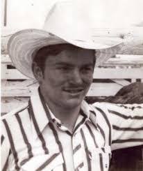 Kaye Kirby's Instagram, Twitter & Facebook