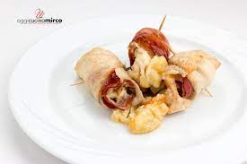 Una ricetta pronta in 40 minuti dove potrete decidere di sostituire il prosciutto crudo con lo speck, per esempio. Involtini Di Pollo Ripieni Con Speck E Formaggio Oggi Cucina Mirco