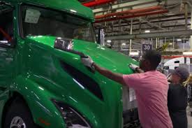 From 1940's they drive by night, with humphrey bogart; Documentary Shows How A Volvo Semi Truck Gets Made Engaging Car News Reviews And Content You Need To See Alt Driver