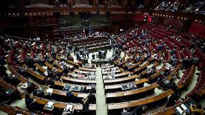 I due rami del parlamento si. Il Canale Tv Della Camera Dei Deputati Su Tivusat Alla Posizione 90 Digital News