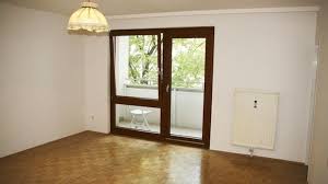 Bei einem kaufpreis von 200.000 € würden bis zu 2.800 € wegfallen, bei einer mietwohnung wären es bis zu zwei kaltmieten. Provisionsfrei 1 Zimmerwohnung Mit Loggia Wohnung Mieten Haus Kaufen Privatimmobilien Mietguru