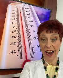 ☀️☀️☀️☀️☀️☀️☀️☀️☀️☀️☀️☀️☀️☀️☀️ Aún no comenzamos el verano y ya estamos en  plena ola de calor!🥵 Hoy en TVN en Buenos Días a Todos dando las pistas  para reconocer el golpe de calor y