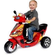 Disney Cars Lightning Mcqueen 3 Wheel Scooter 6 Volt Battery Powered Ride On Disney Cars Lightning Mcqueen 3 Lightning Mcqueen