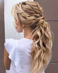 American Salon On Instagram Tousled Do Xenia Stylist Hairgoals Hairdressermagic Salonlife Hairtren Hair Styles Long Hair Styles Tail Hairstyle
