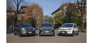 ▪ the fiat panda and 500, european leaders in their segment, are the first fca city cars fitted with the new gasoline mild hybrid technology▪ the new fiat. Punktlich Zum 40 Geburtstag Fiat Panda Mit Vielen Neuheiten Fiat Stellantis