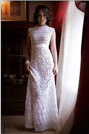 Sono i due trend della primavera 2016 che devi assolutamente scoprire. L Angelo Dell Uncinetto Abito Elegante Crochet Wedding Dresses Crochet Wedding Dress Pattern Crochet Summer Dresses