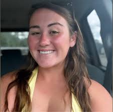 Looking to buy a great carrot cake, not Publix please. Thanks