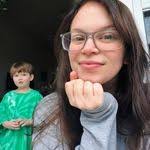 Monique Cantrell's Instagram, Twitter & Facebook