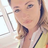 Amber Cushman's Instagram, Twitter & Facebook