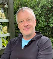 Everyone knew and looked after each other': Manchester's lost estate where  people would go back to live 'in a heartbeat'