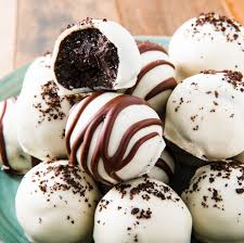 These Oreo Truffles Are Just As Delicious As They Are Easy Recipe In 2020 Oreo Truffles Recipe Dessert Recipes Easy Dessert Recipes