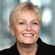 It's time for a new chapter after nearly 6 years with PwC Sustainability in  London and Copenhagen.