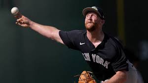Yankees promote intriguing relief option for MLB debut to mask Kervin Castro injury