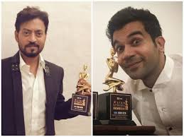 This charming movie showcases the range of late great actor irrfan khan. Star Screen Awards Irrfan Khan Wins Best Actor For Hindi Medium