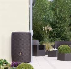 Deze Hoogwaardige Regenwaterton Met Moderne Rotan Uitstraling Is Met Zijn Uniek Design En Oppervlak De Ideale Regentonne Regenwasserspeicher Wassertank Garten