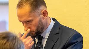 Na facebooku doszło do starcia gigantów: Kamil Durczok Proces Za Jazde Pod Wplywem Alkoholu Co Mu Grozi