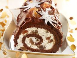 Decouvrez La Recette Buche Chocolat Aux Marrons Glaces Sur Cuisineactuelle Fr Recette Buche Chocolat Dessert Noel Idee Dessert