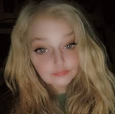 Tracy Litton's Instagram, Twitter & Facebook