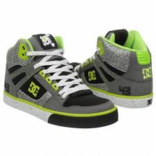 Black And Lime Green Dc Shoes Great Use Of Texture In This Design It Is Both Simple And Effective Highlighting The Shoe With Bright Green Accents Also All Dc Shoes Shoe Boots Dc Shoes Men