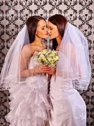 We did not find results for: Hochzeit Lesben Madchen Im Brautkleid Kussen Tapete Im Hintergrund Zwei Braut Halt Blumen Lizenzfreie Fotos Bilder Und Stock Fotografie Image 63299728