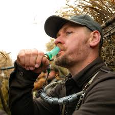 Always gotta keep a couple wigeon decoys in the spread. They will comply!  #duckhunting #duckseason #midwestflyways #waterfowl