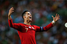 Veja mais ideias sobre seleção de portugal, portugal, futebol. Cr36 Selecao De Portugal Homenageia Cristiano Ronaldo Em Aniversario Veja 05 02 2021 Uol Esporte
