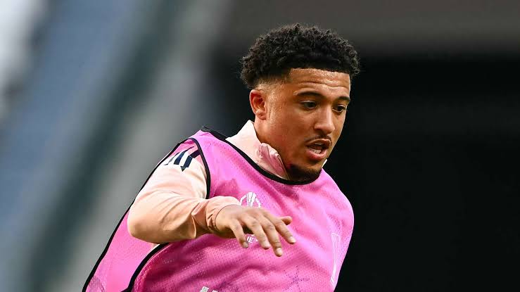 Getafe are exploring a move for free agent Jadon Sancho as they look to strengthen their attack.  The 26-year-old's salary of around €4M is the main obstacle, with Getafe searching for ways to create room in their wage cap.