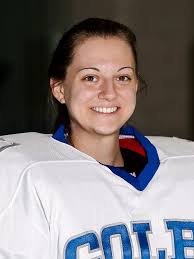 Women's hockey drops league game