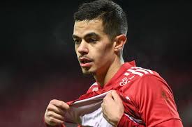Postemilieu age25 ans date de naissance28 decembre 1995 taille1m74. Mercato Faivre La Revelation Brestoise Qui Seduit Le Psg Mais Pas Que Football Maxifoot