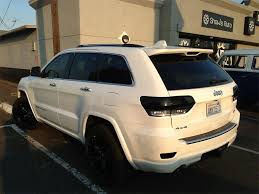 Tail Lights Luxury Suv Cars Suv Cars Luxury Suv