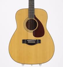 Yamaha fg 500