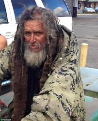 homeless man ile ilgili görsel sonucu
