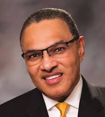 Ernesto Evans's Instagram, Twitter & Facebook