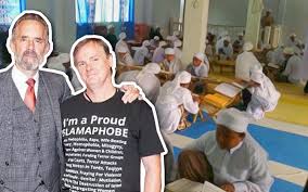 19.8 for faster navigation, this iframe is preloading the wikiwand page for agama di malaysia. 7 Undang Undang Berkait Islam Di Malaysia Mahu Dipadam Pengkritik Dunia Iluminasi